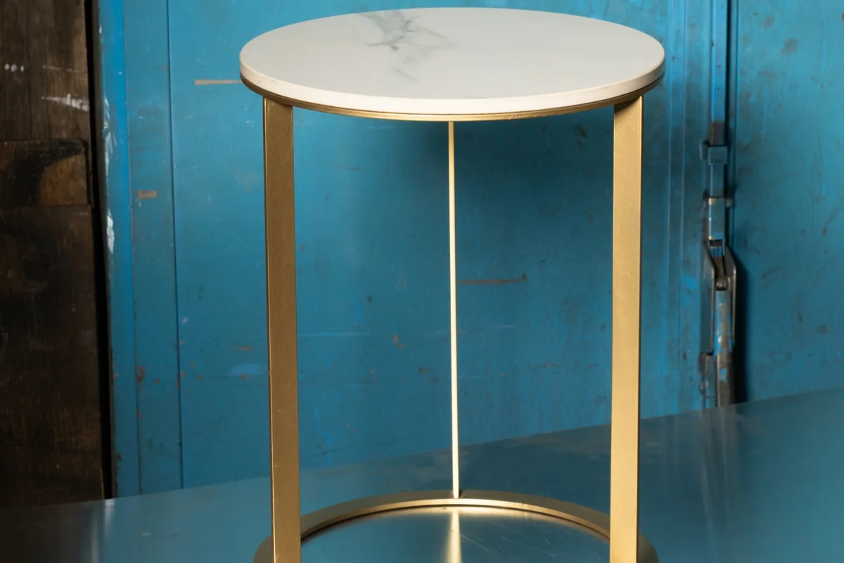Pietra sospesa, side table